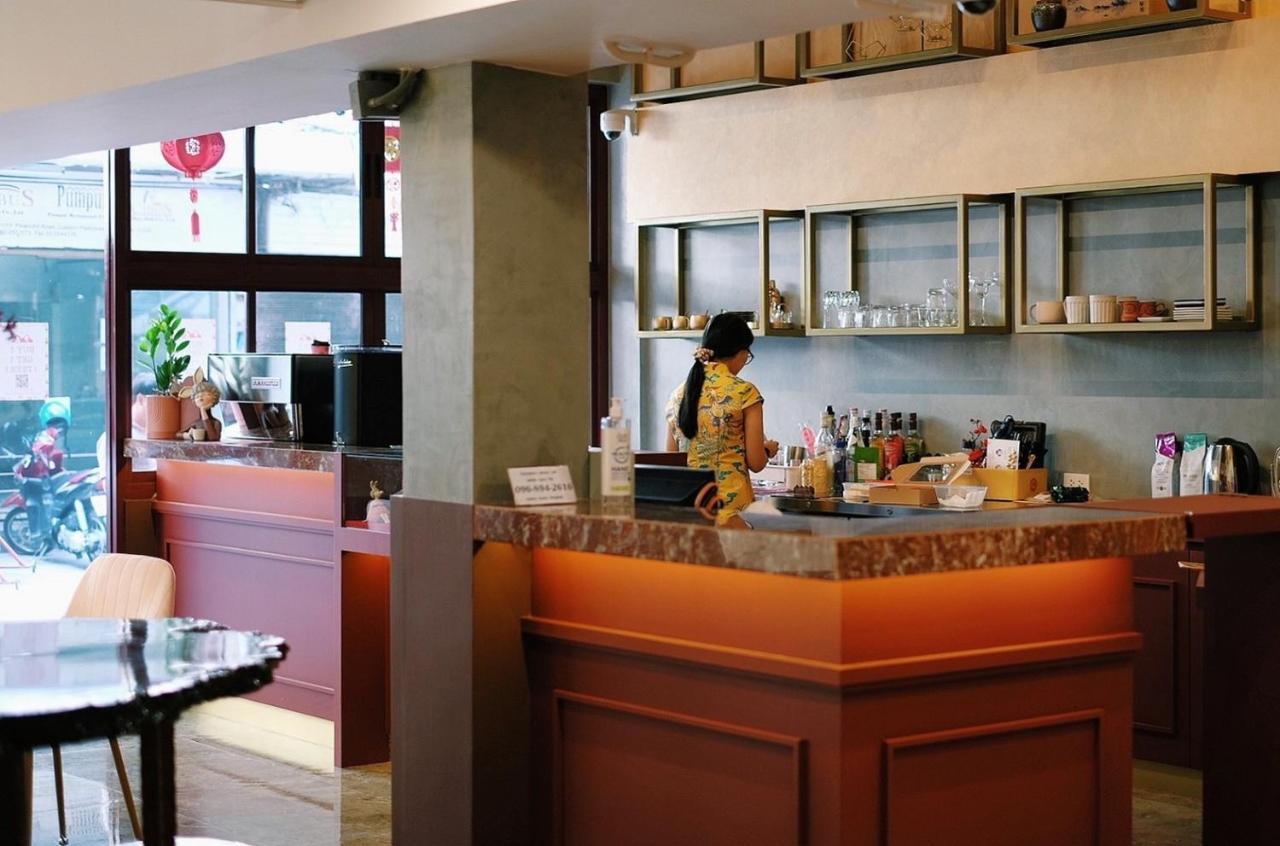 Golden House Khách sạn 3*