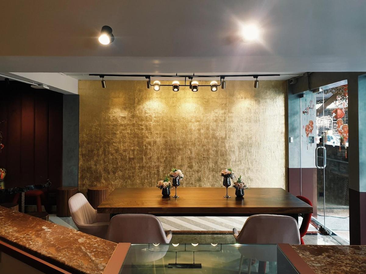 Golden House Khách sạn
