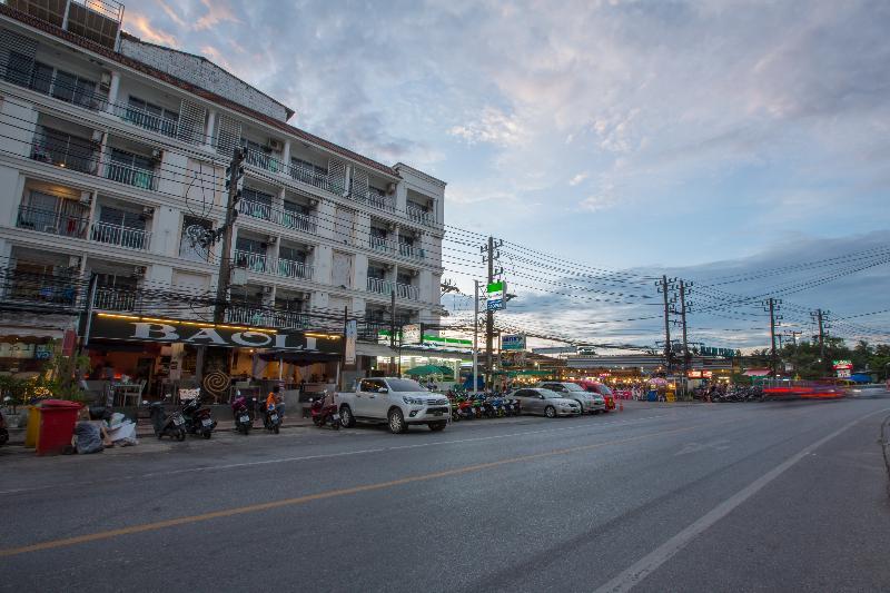 Golden House Khách sạn